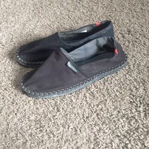 Havaianas canvas shoes US size 6.5, EUR 38